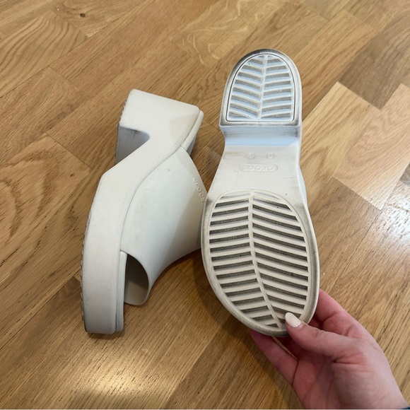 Crocs Women's Brooklyn Slide Heel - Picture 5 of 5